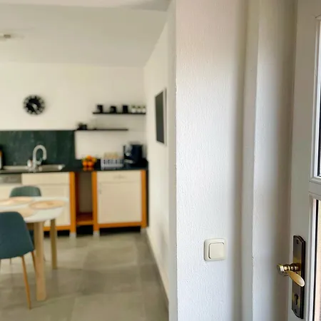 Am Kummerower Mit Einem Privaten *